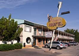 Apache Motel