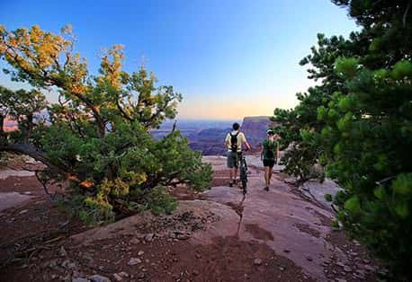 Moab Mountain Biking Dead Horse Point Singletrack View Couple