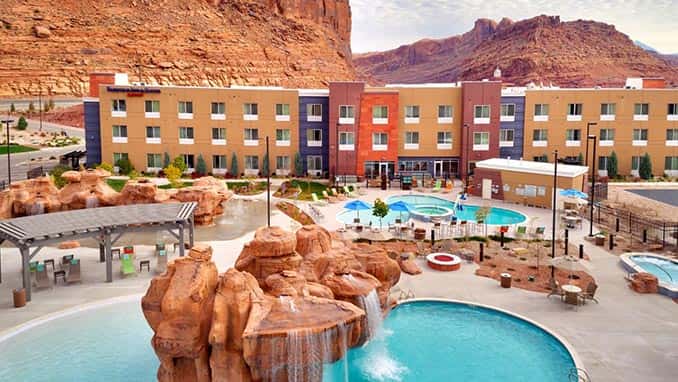 Moab Hotel Marriott Pool
