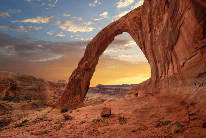 Corona Arch